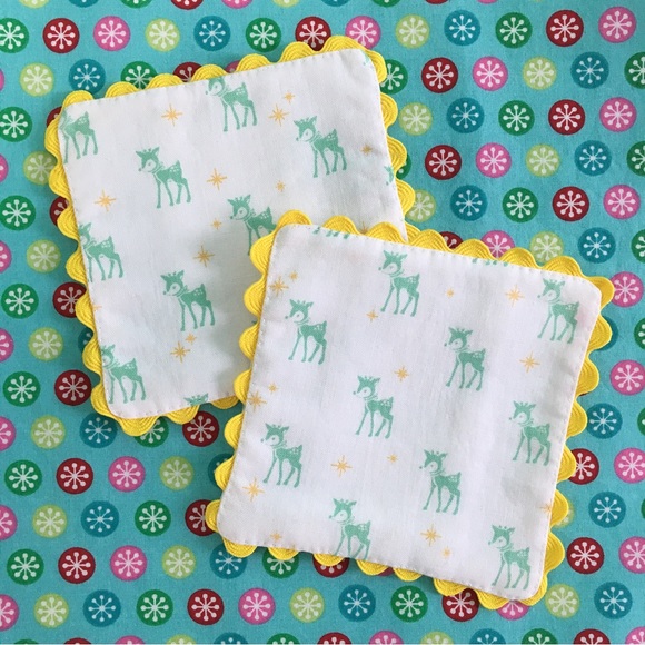 β¨White Mid-century Modern Reindeer Coasters, Hand Made Set of 2β¨ - Picture 1 of 12